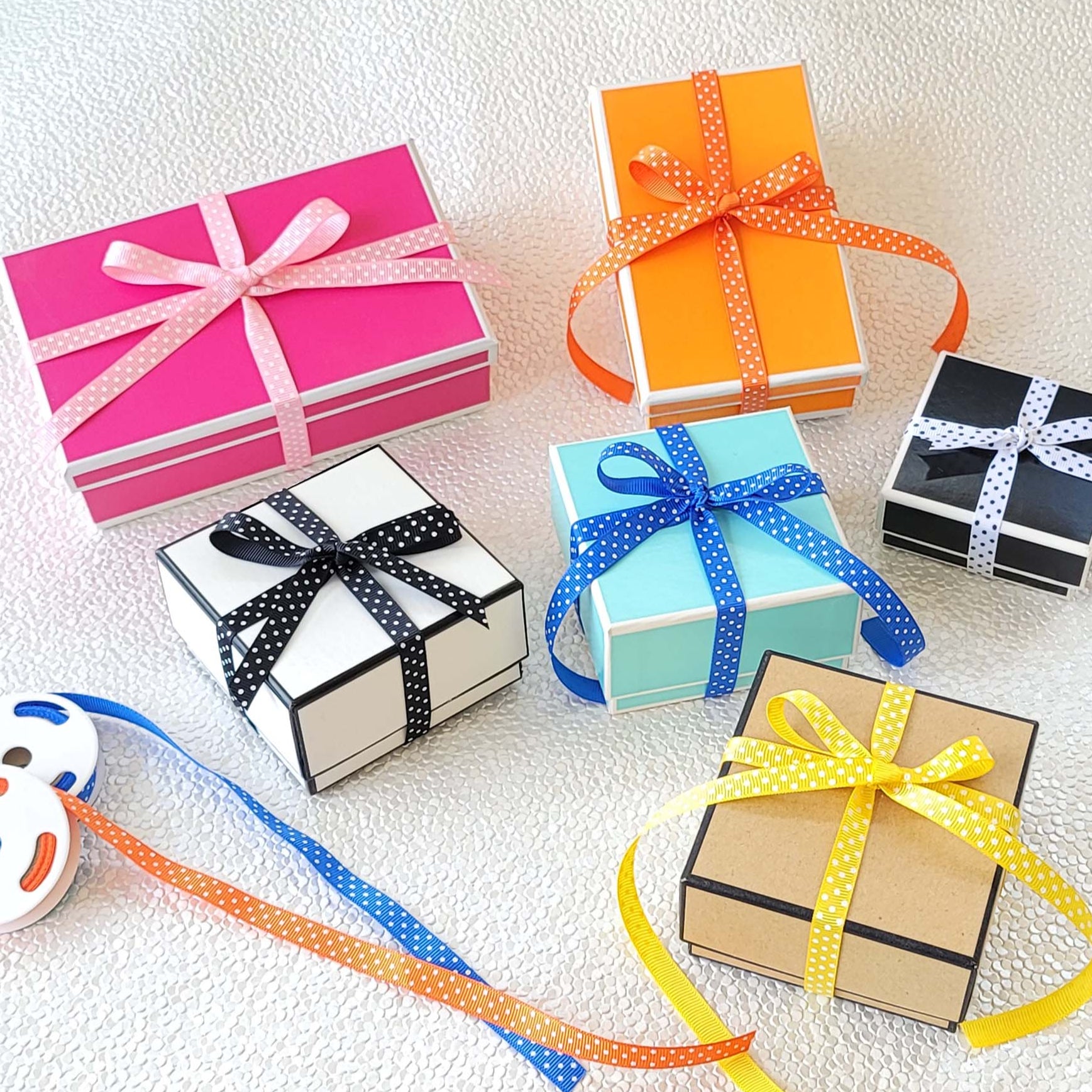 16-Color Polka Dot Grosgrain Ribbon Pack (3/8" × 3 yds)