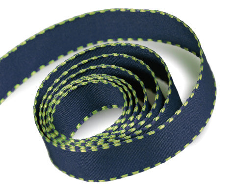 Packaging Express_0370 Navy Taffeta with Moss Stitch